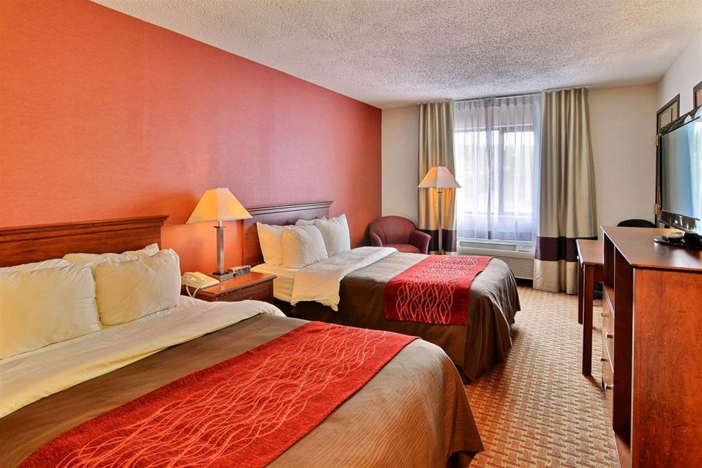 East Liverpool Quality Inn מראה חיצוני תמונה