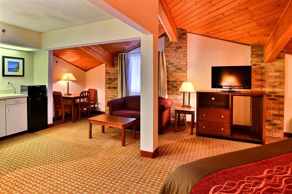 East Liverpool Quality Inn מראה חיצוני תמונה
